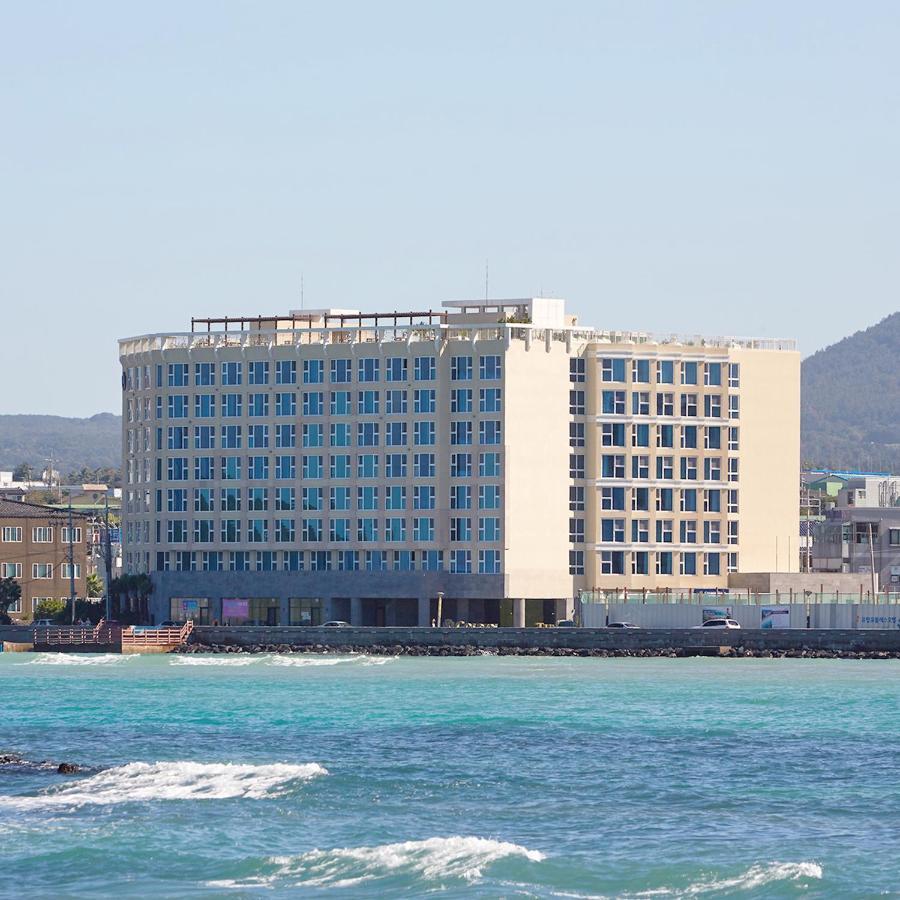 Saint Beach Hotel Jeju Exteriör bild