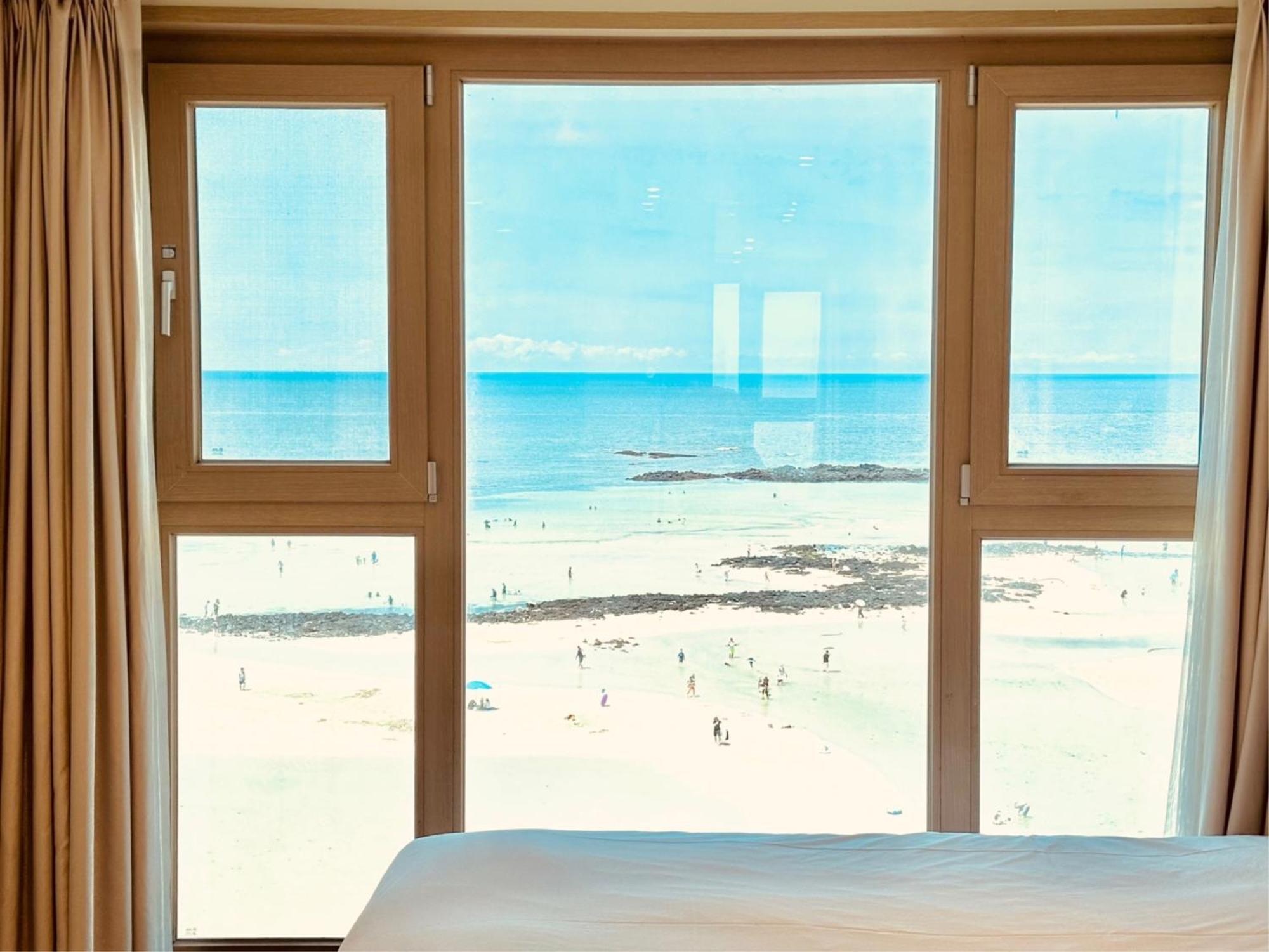 Saint Beach Hotel Jeju Exteriör bild